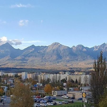 Apartman Mikaela 68 M2 Poprad Eksteriør billede
