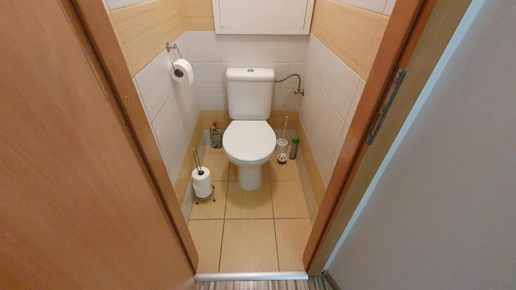 Apartman Mikaela 68 M2 Poprad Eksteriør billede